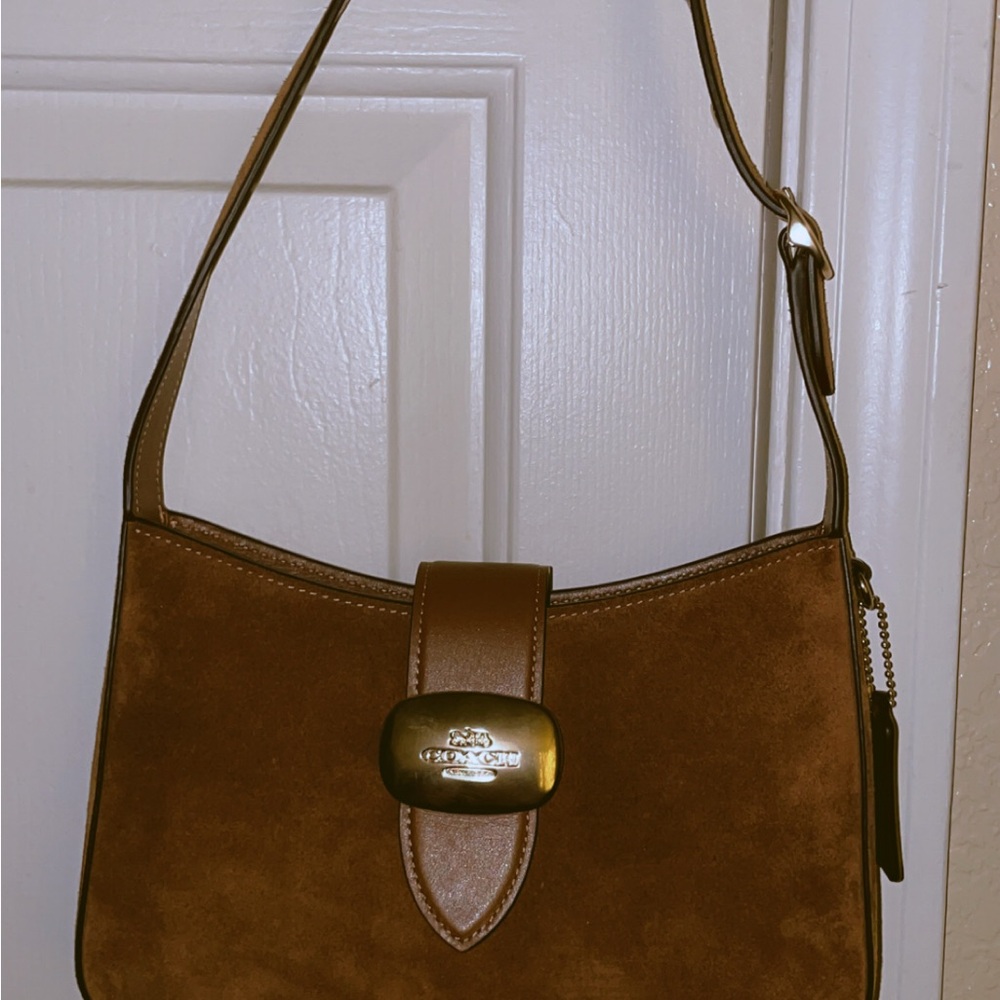 COACH ELIZA SHOULDER BAG WITH ZIPPER CLOSURE (CW009）(SOLD)